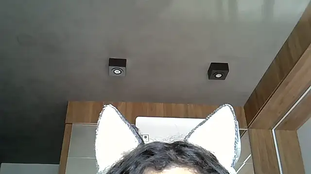 Skinny-Kitten online show from 17, 10, 2025