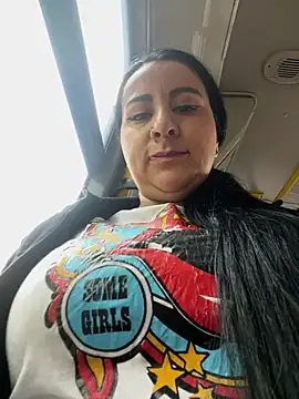 Snapshot of Abril_Luv chatting on 5, 2, 2025 Abril Luv online show from 5, 2, 2025