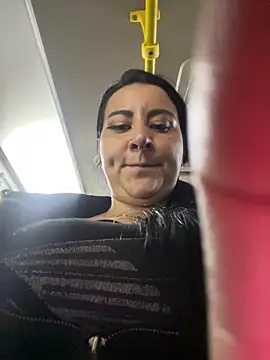 Snapshot of Abril_Luv chatting on 12, 2, 2025 Abril Luv online show from 12, 2, 2025