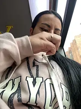 Snapshot of Abril_Luv chatting on 20, 2, 2025 Abril Luv online show from 20, 2, 2025