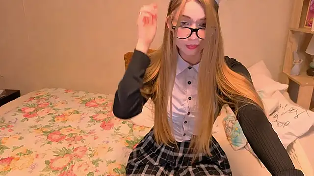 Snapshot of ShyBerryNelly chatting on 2, 5, 2026 ShyBerryNelly online show from 2, 5, 2026
