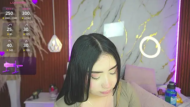 haylie  online show from 6, 12, 2024