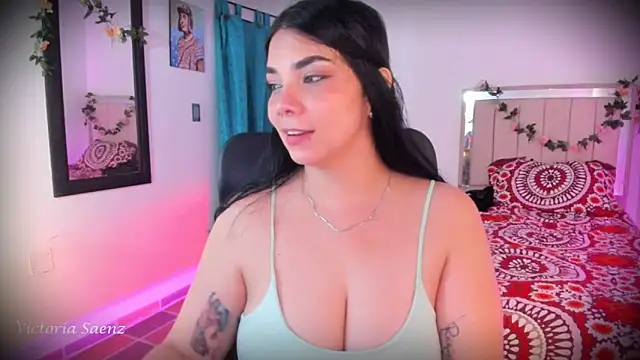 victoriaasaenz  online show from 11, 2, 2026