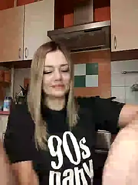 Snapshot of KrissSexi chatting on 7, 2, 2025 KrissSexi online show from 7, 2, 2025