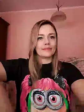 Snapshot of KrissSexi chatting on 10, 2, 2025 KrissSexi online show from 10, 2, 2025
