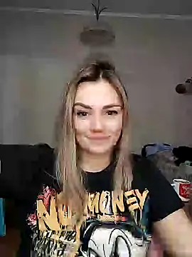 Snapshot of KrissSexi chatting on 12, 2, 2025 KrissSexi online show from 12, 2, 2025