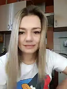 Snapshot of KrissSexi chatting on 16, 2, 2025 KrissSexi online show from 16, 2, 2025