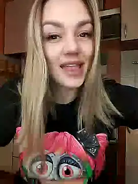 Snapshot of KrissSexi chatting on 18, 2, 2025 KrissSexi online show from 18, 2, 2025