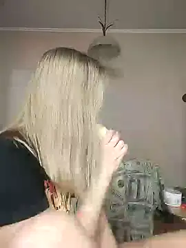 Snapshot of KrissSexi chatting on 21, 2, 2025 KrissSexi online show from 21, 2, 2025