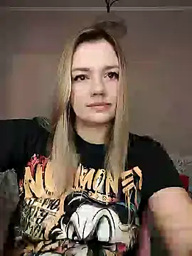 Snapshot of KrissSexi chatting on 26, 2, 2025 KrissSexi online show from 26, 2, 2025