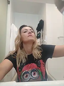 KrissSexi online show from 11, 11, 2025