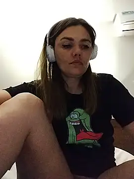 Snapshot of KrissSexi chatting on 20, 6, 2026 KrissSexi online show from 20, 6, 2026