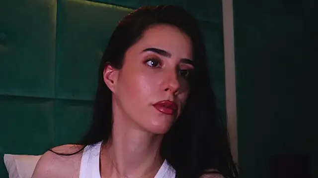 AmeliaJune online show from 17, 6, 2026
