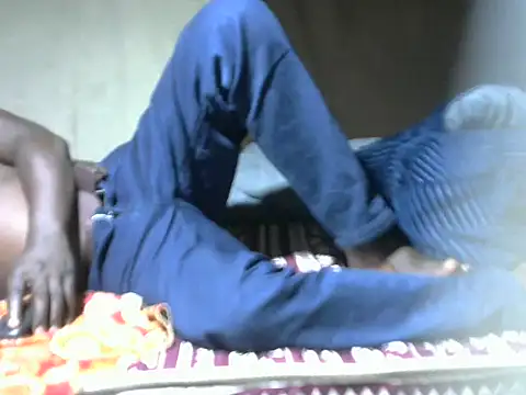 Snapshot of Leebwoy20 chatting on 13, 9, 2025 Leebwoy20 online show from 13, 9, 2025