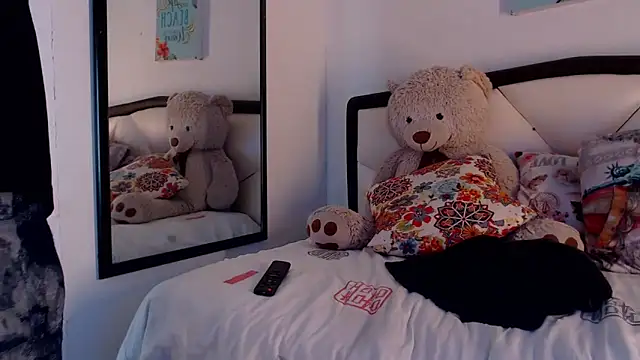 AlbertBernal69 online show from 24, 11, 2025