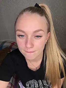 Snapshot of Barbie_Lis chatting on 13, 12, 2024 Barbie Lis online show from 13, 12, 2024