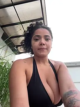 Mariecurl online show from 24, 1, 2025