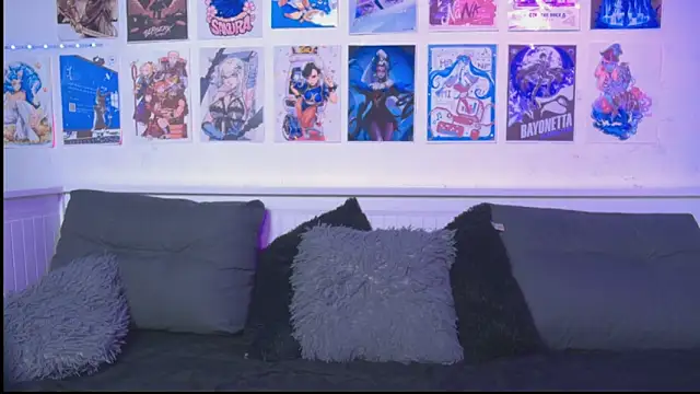 snowblack  online show from 5, 4, 2026