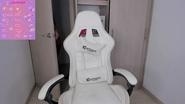 Snapshot of Channel-kox chatting on 14, 2, 2025 Channel-kox online show from 14, 2, 2025