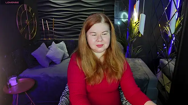 Snapshot of Mrs_Emilia chatting on 14, 12, 2024 Mrs Emilia online show from 14, 12, 2024