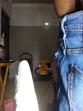 Snapshot of Stormward chatting on 5, 11, 2025 Stormward online show from 5, 11, 2025