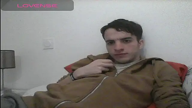 Snapshot of Tombgy07 chatting on 26, 2, 2025 Tombgy07 online show from 26, 2, 2025