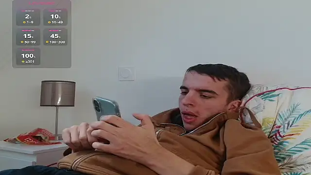 Snapshot of Tombgy07 chatting on 20, 11, 2025 Tombgy07 online show from 20, 11, 2025