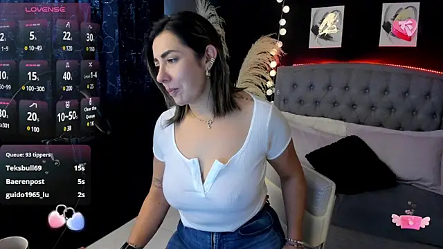 Snapshot of Isabella_lt chatting on 6, 3, 2025 Isabella lt online show from 6, 3, 2025