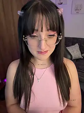 Megan lu2 online show from 25, 2, 2025