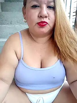 Snapshot of HORNY_MATURE25 chatting on 9, 1, 2025 HORNY MATURE25 online show from 9, 1, 2025