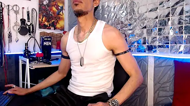 Snapshot of Mensecret69 chatting on 13, 2, 2025 Mensecret69 online show from 13, 2, 2025