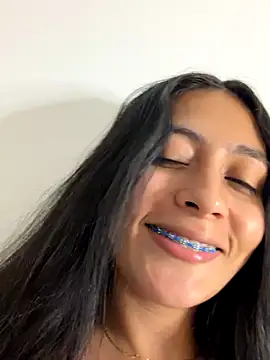 Sophie  Foxxx online show from 28, 11, 2025