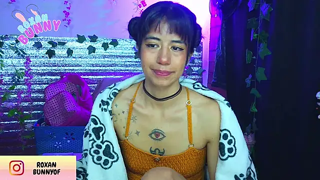 Roxanbunny1 online show from 7, 2, 2026