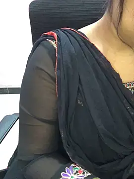 Rose Olivia online show from 12, 2, 2026