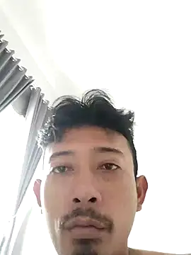 Dwirosebig online show from 30, 10, 2025