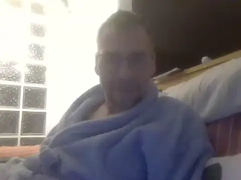 Snapshot of ptitcanard60600 chatting on 8, 1, 2025 ptitcanard60600 online show from 8, 1, 2025