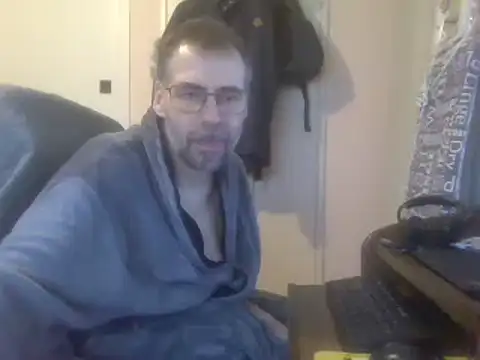 Snapshot of ptitcanard60600 chatting on 6, 2, 2025 ptitcanard60600 online show from 6, 2, 2025