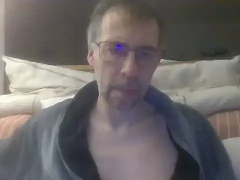 Snapshot of ptitcanard60600 chatting on 27, 2, 2025 ptitcanard60600 online show from 27, 2, 2025