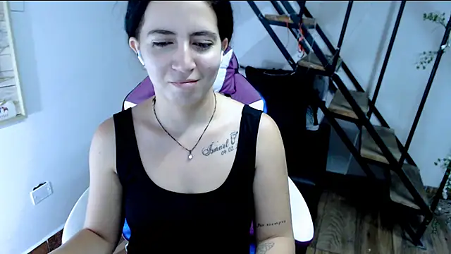 samantha baby  online show from 12, 9, 2025