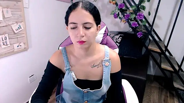 samantha baby  online show from 26, 3, 2026