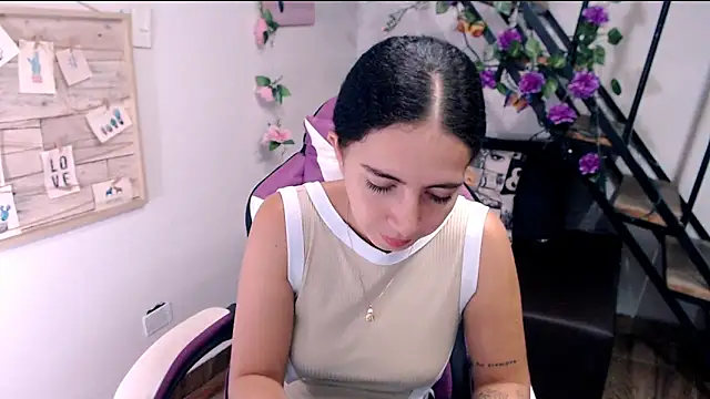 samantha baby  online show from 24, 5, 2026