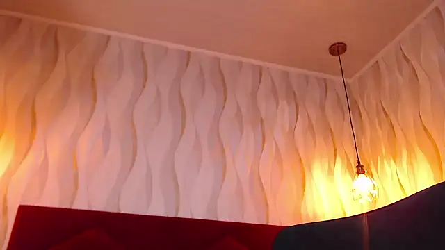 IsabelaLatina online show from 14, 4, 2026