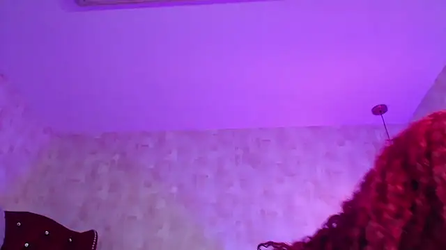 Snapshot of IsabelaLatina chatting on 26, 7, 2026 IsabelaLatina online show from 26, 7, 2026