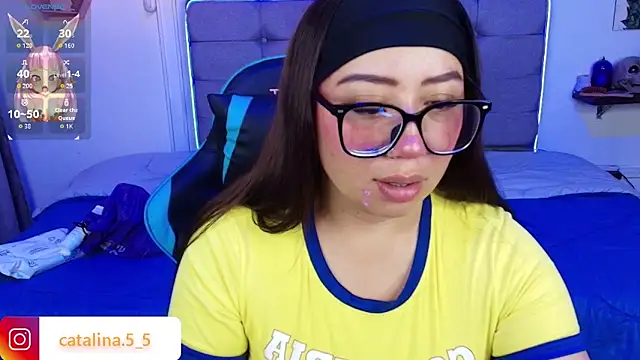 Snapshot of Kata_Bigboobs chatting on 17, 6, 2026 Kata Bigboobs online show from 17, 6, 2026