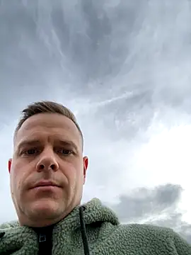 Danii0790 online show from 1, 11, 2025