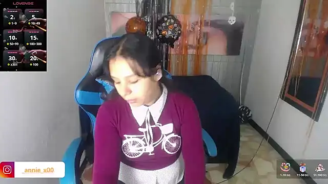 Charis 21 online show from 6, 11, 2025