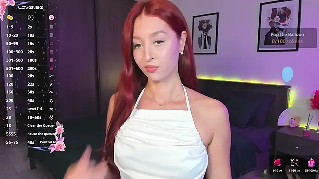Snapshot of EleanorePeach chatting on 10, 9, 2025 EleanorePeach online show from 10, 9, 2025