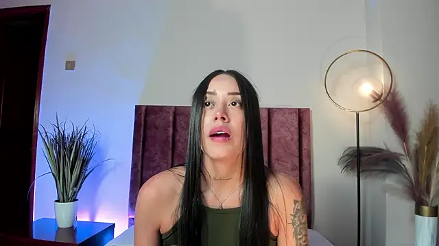 Snapshot of NoraDasilva chatting on 4, 2, 2026 NoraDasilva online show from 4, 2, 2026