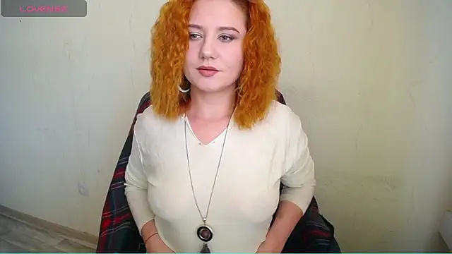 Snapshot of RedHeadSTARx chatting on 28, 2, 2025 RedHeadSTARx online show from 28, 2, 2025