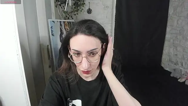 Snapshot of Mayala__ chatting on 3, 2, 2025 Mayala   online show from 3, 2, 2025